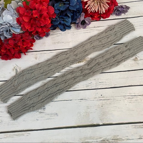 Long Cable Knit Over Elbow Arm Hand Warmers - Picture 4 of 9